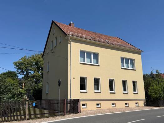 Einfamilienhaus zum Kauf 143.500 € 6 Zimmer 144,6 m² 343 m² Grundstück frei ab sofort Stenn Lichtentanne 08115