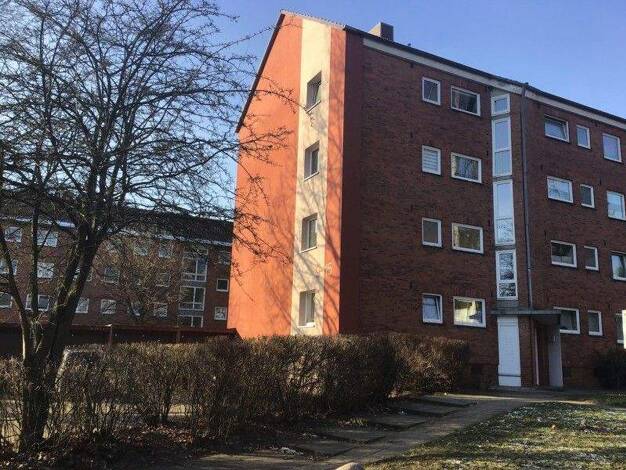 Wohnung zur Miete 621 € 2,5 Zimmer 58,9 m² 3. Geschoss frei ab 19.02.2026 Tilsitstr. 9 Kücknitz Lübeck 23569