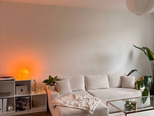 WG-Zimmer zur Miete 234 € 11 m² Geschoss 4/4 frei ab 01.09.2026 Südvorstadt-West Ortsamtsbereich Plauen 01187