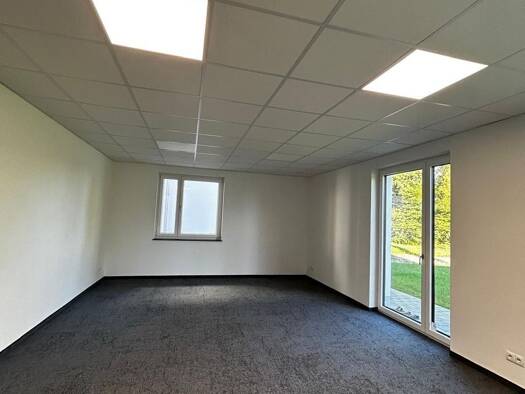 Büro zur Miete provisionsfrei 1.000 € 3 Zimmer Münchnerau Landshut 84034