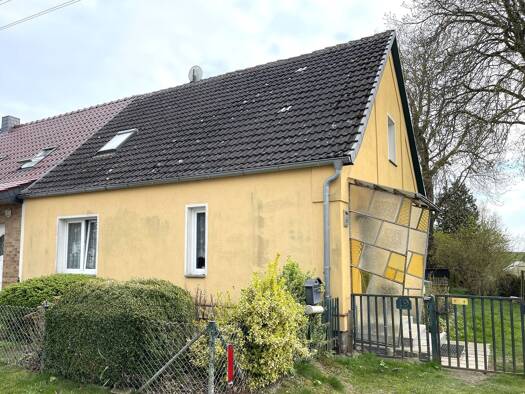 Reihenendhaus zum Kauf 120.000 € 4 Zimmer 90 m² frei ab sofort Jahmen 19 Jahmen Laage 18299