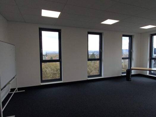 Bürofläche zur Miete 1 Zimmer 103 m² Bürofläche teilbar ab 103 m² Süsterfeld/Helleböhn Kassel 34134