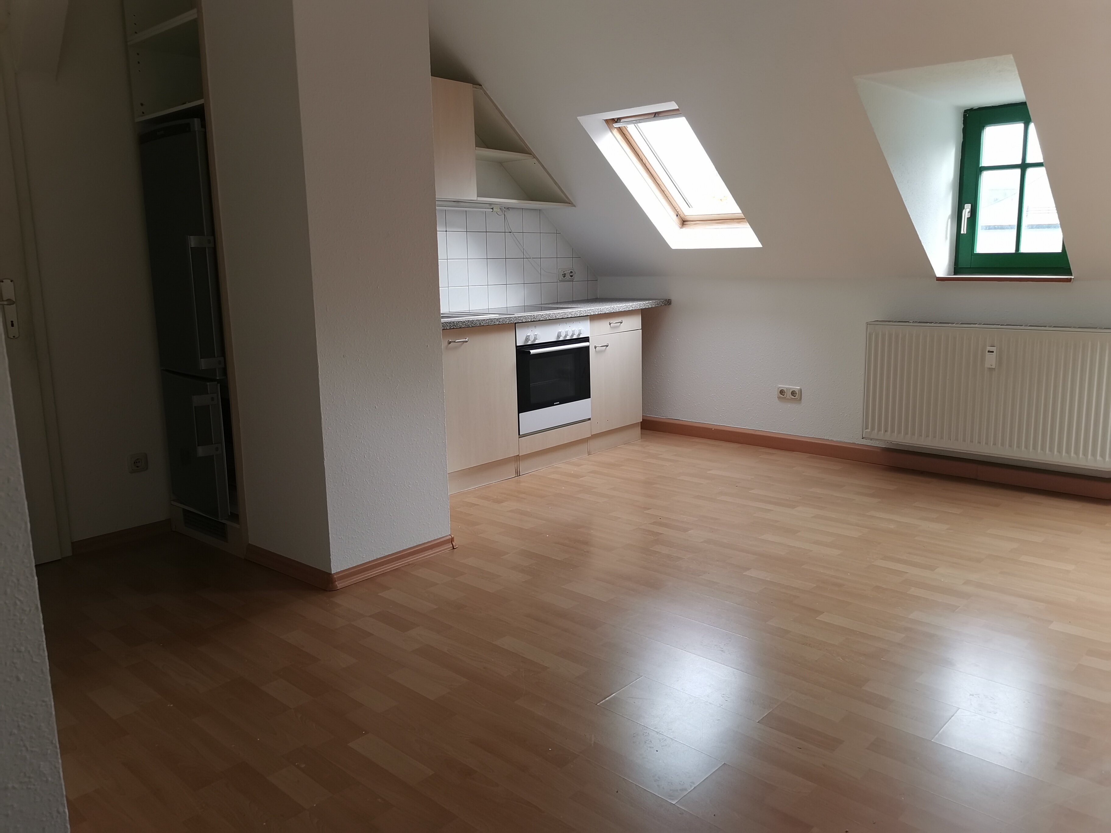 Wohnung zur Miete 300 € 2 Zimmer 69 m²<br/>Wohnfläche ab sofort<br/>Verfügbarkeit Schwarzenberger Straße 13 Aue 08280