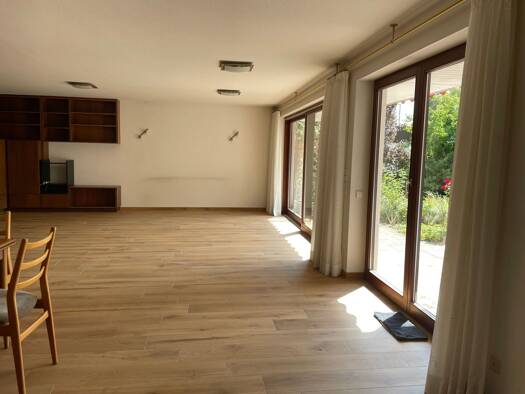 Wohnung zur Miete 1.150 € 3 Zimmer 140 m² Geschoss 1/2 frei ab 01.12.2026 Villingen Villingen-Schwenningen 78050