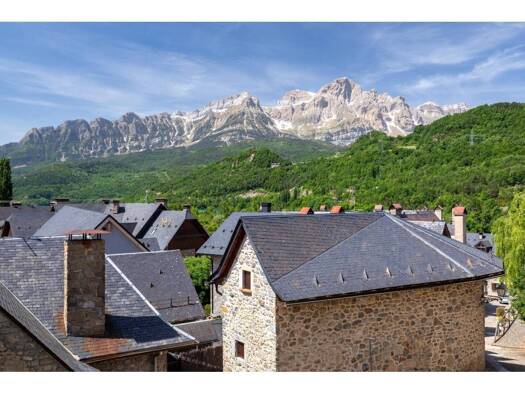 Villa zum Kauf - Erstbezug 350.000 € 2 Zimmer 104 m² POZALERAS 5 Panticosa 22662