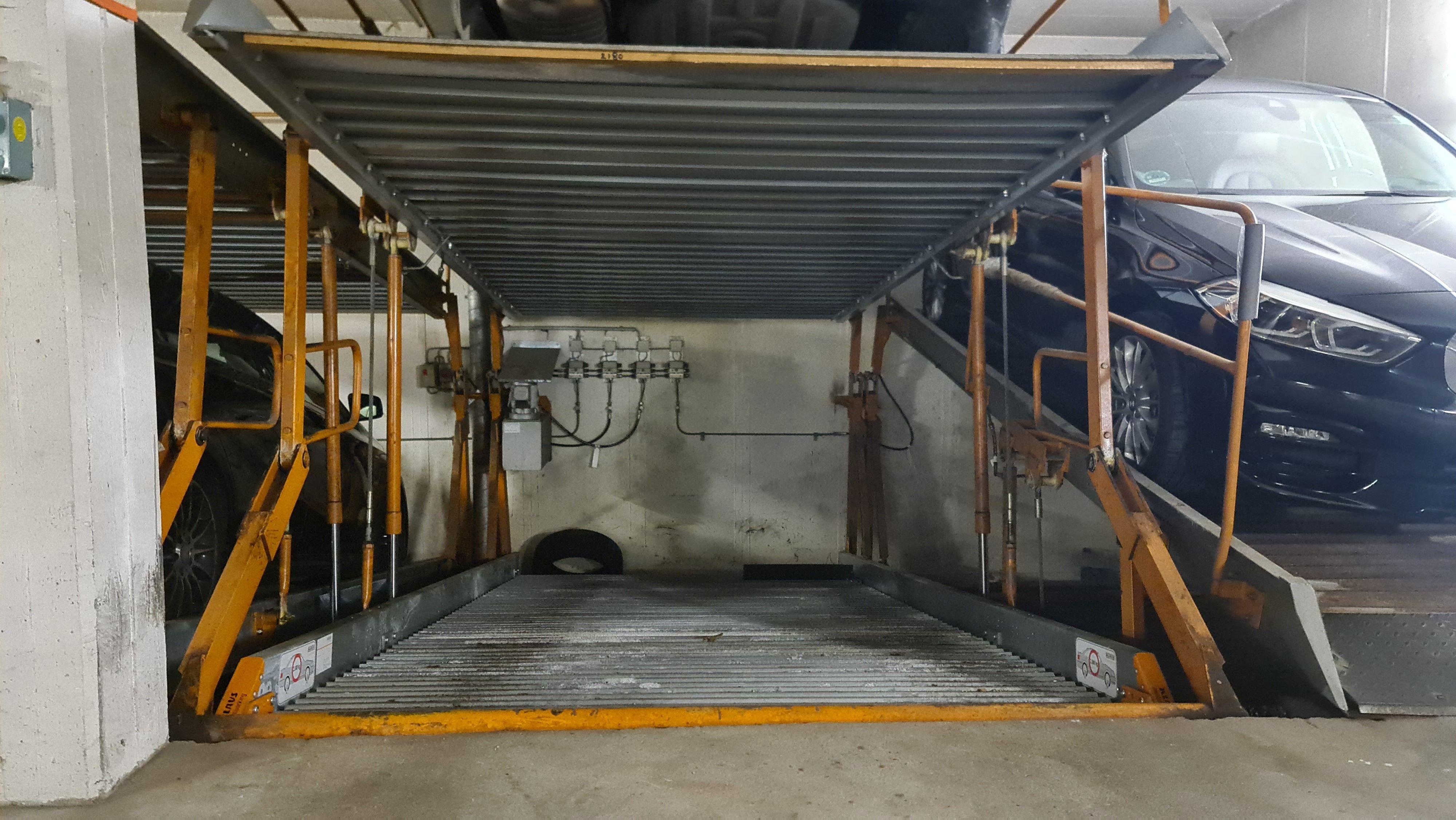 Garage/Stellplatz zur Miete 80 € Neuschwabing München 80796