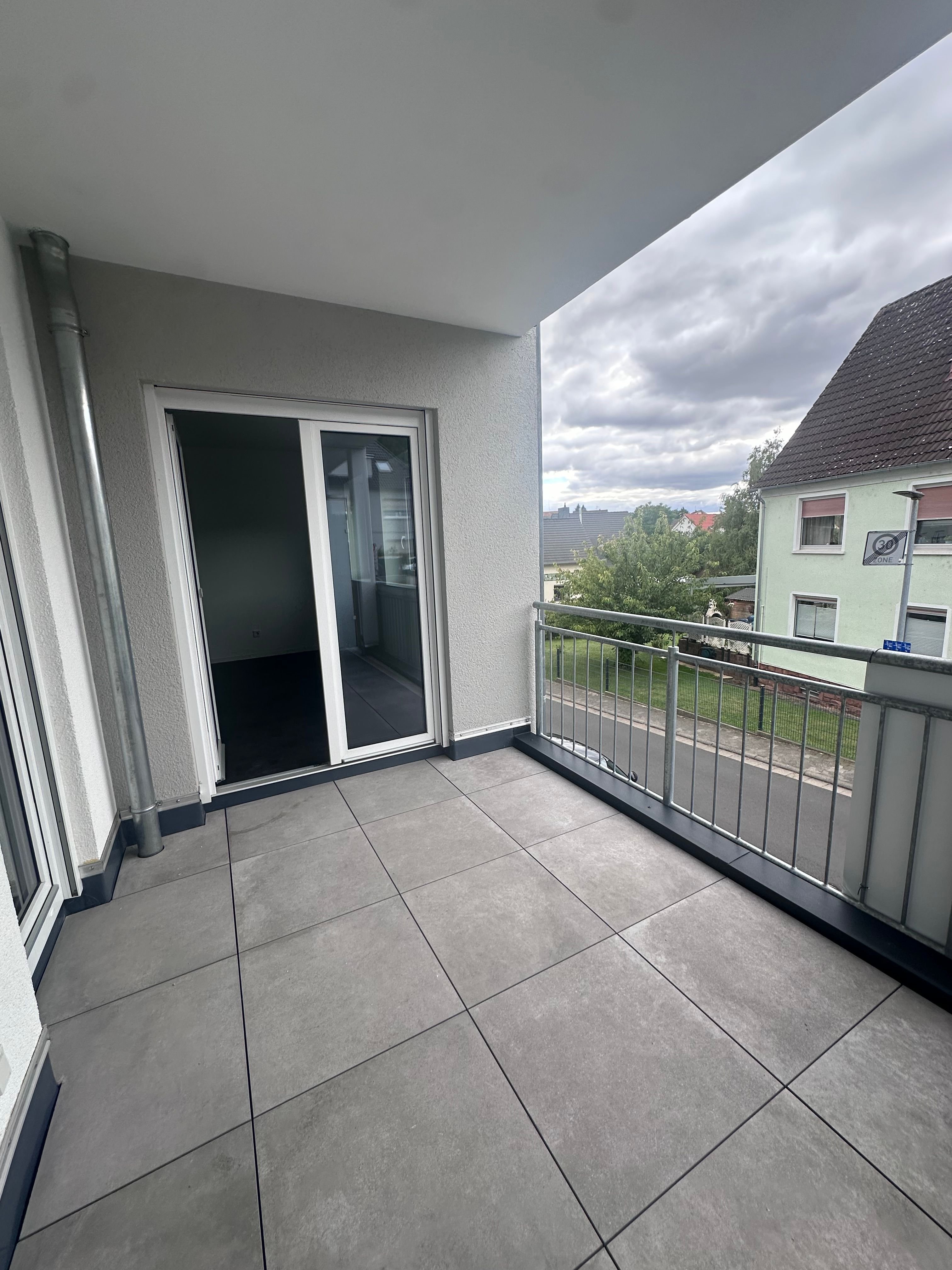 Wohnung zur Miete 850 € 2 Zimmer 60 m²<br/>Wohnfläche 1.<br/>Geschoss ab sofort<br/>Verfügbarkeit Frankfurter Str 16 Kilianstädten Schöneck 61137