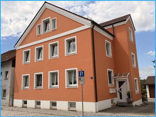 Wohnung zur Miete 595 € 2 Zimmer 67 m² 2. Geschoss Eggenfeldener Straße 6 Arnstorf Arnstorf 94424