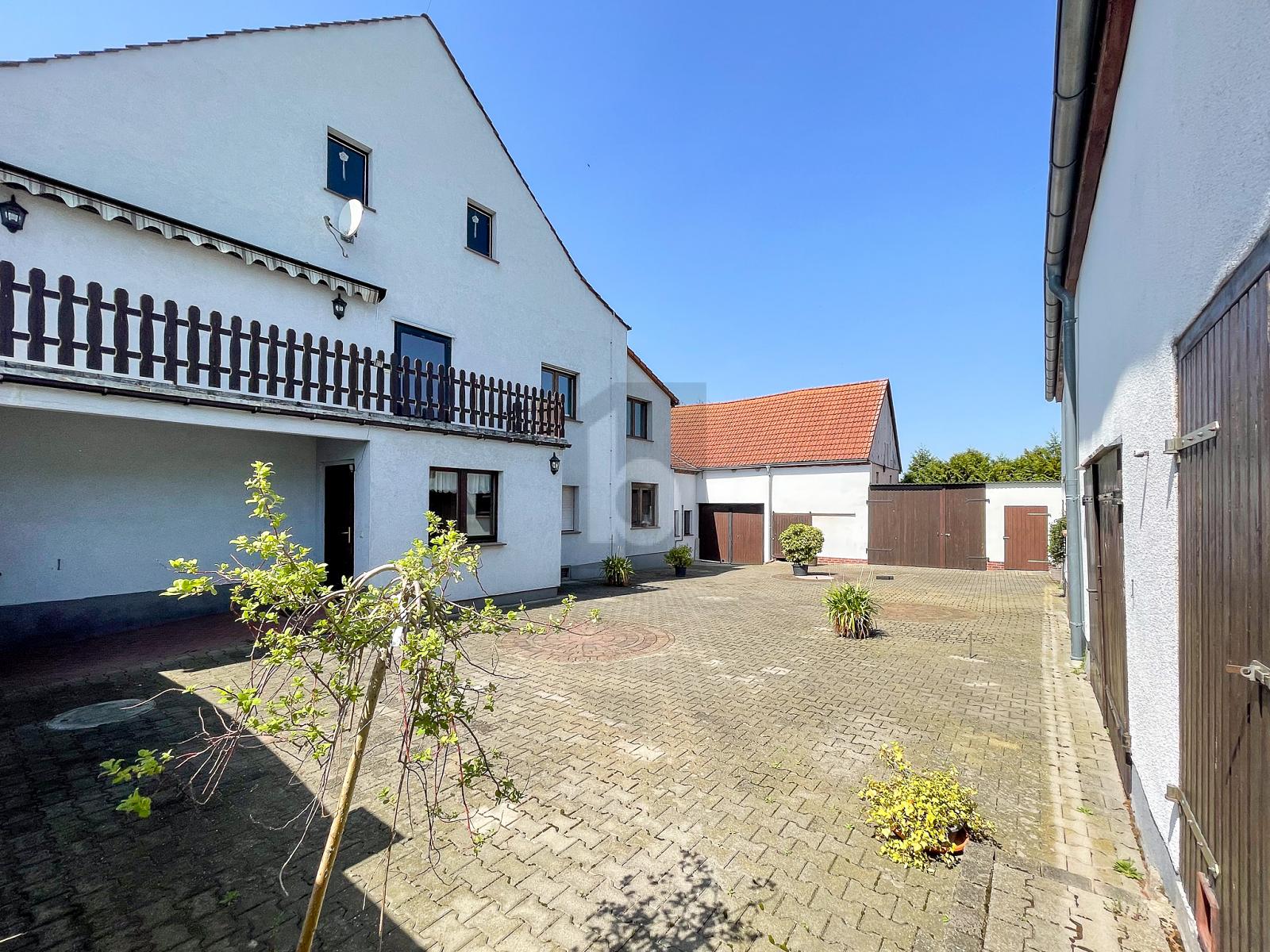 Einfamilienhaus zum Kauf 8 Zimmer 240 m²<br/>Wohnfläche 4.290 m²<br/>Grundstück Gohrau Oranienbaum 06785