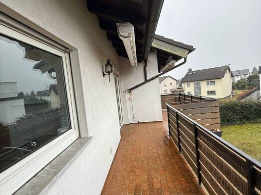 Wohnung zur Miete 1.500 € 4 Zimmer 112 m² Geschoss 2/2 frei ab 15.04.2026 Nauheim 64569