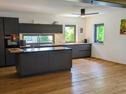 Haus zum Kauf 1.498.650 € 5 Zimmer 180 m² 586 m² Grundstück Sankt Gilgen 5340