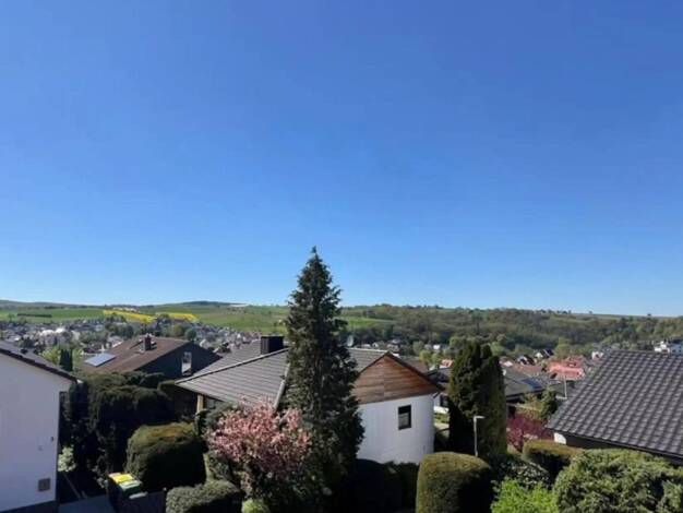 Wohnung zur Miete 900 € 2,5 Zimmer 84 m² 2. Geschoss frei ab 01.10.2026 Eberdingen Eberdingen 71735