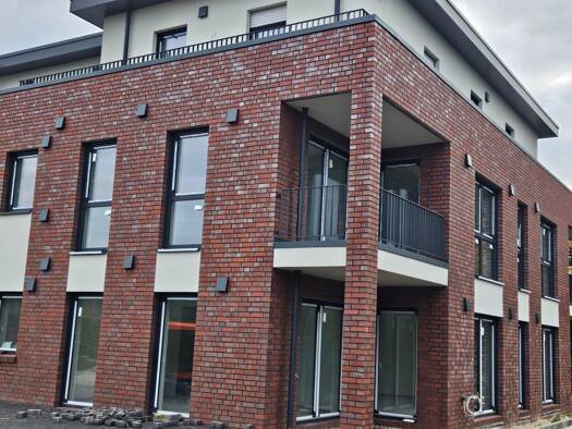 Wohnung zur Miete 850 € 2,5 Zimmer 66 m² Geschoss 1/3 frei ab sofort Papenburg 26871