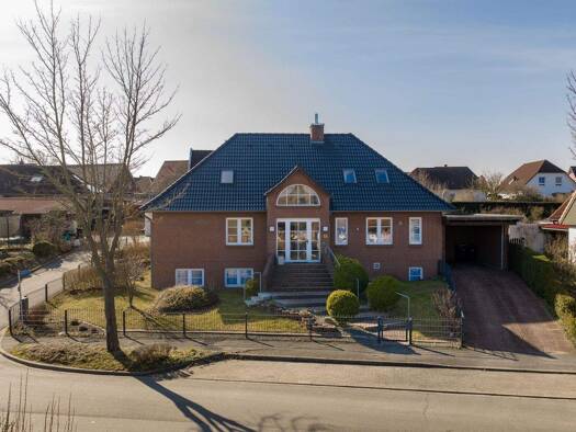 Mehrfamilienhaus zum Kauf als Kapitalanlage geeignet 699.000 € 6 Zimmer 193 m² 574 m² Grundstück Heiligenhafen 23774