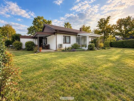 Einfamilienhaus zum Kauf 650.000 € 6,5 Zimmer 143,5 m² 637 m² Grundstück Kirchheim Kirchheim unter Teck 73230