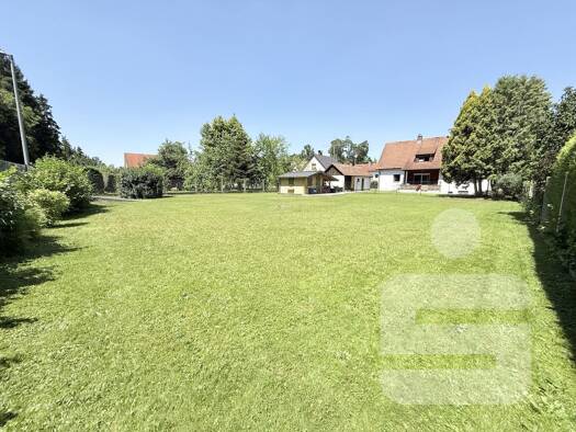 Grundstück zum Kauf 200.000 € 643 m² Grundstück frei ab sofort Waldkraiburg 84478