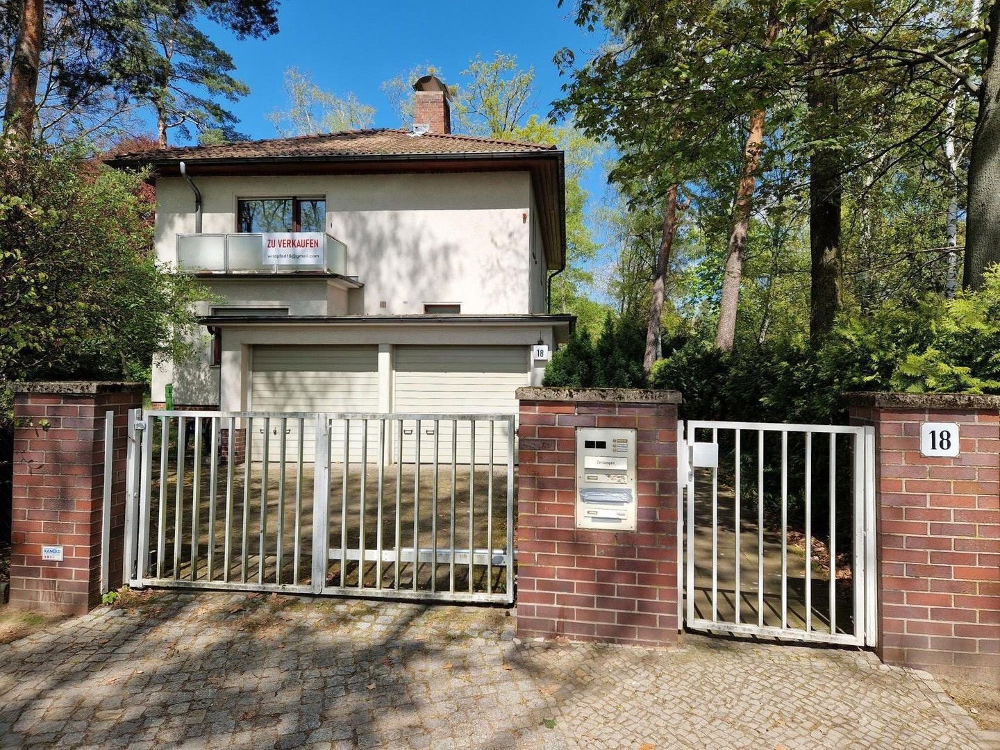 Mehrfamilienhaus zum Kauf provisionsfrei 3.390.000 € 8 Zimmer 286 m²<br/>Wohnfläche 1.440 m²<br/>Grundstück Wildpfad 18 Grunewald Berlin 14193