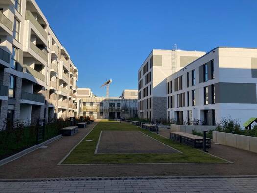 Wohnung zur Miete 1.012 € 2 Zimmer 60,8 m² 4. Geschoss frei ab 01.09.2025 Hildegard-Knef-Straße 23 Heerdt Düsseldorf 40549
