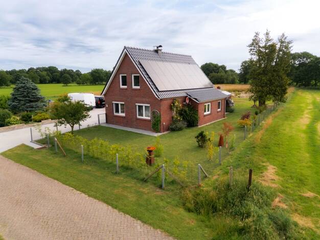 Einfamilienhaus zum Kauf 329.000 € 5 Zimmer 112 m² 6.479 m² Grundstück Aurich-Oldendorf Großefehn 26629