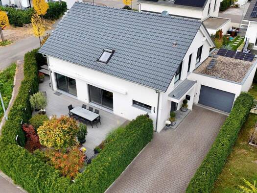 Einfamilienhaus zum Kauf 6,5 Zimmer 176 m² 432 m² Grundstück Bönnigheim 74357