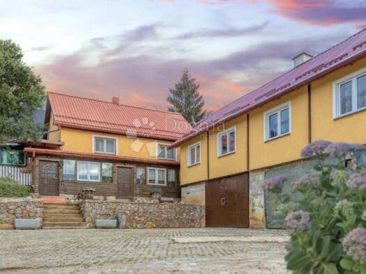 Haus zum Kauf 480.000 € 12 Zimmer 900 m² Skare, Otocac Otocac