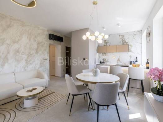 Wohnung zur Miete 1.500 € 4 Zimmer 68 m² 1. Geschoss Split