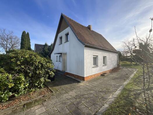 Einfamilienhaus zum Kauf 79.000 € 5 Zimmer 95 m² 1.000 m² Grundstück frei ab sofort Lauta 02991