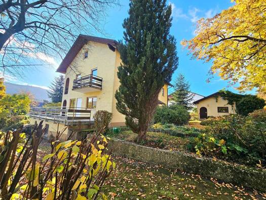 Einfamilienhaus zum Kauf 253.000 € 7,5 Zimmer 156 m² 1.160 m² Grundstück Neukirchen Neukirchen beim Heiligen Blut 93453