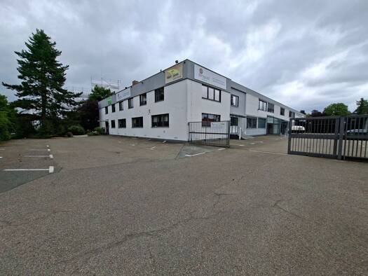 Lagerhalle zur Miete 4.066 € 903,5 m² Lagerfläche Bessemerstraße 54-58 Herrnhütte Nürnberg 90411