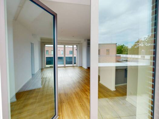 Maisonette zur Miete 2.011 € 3 Zimmer 104,7 m² 3. Geschoss frei ab 01.10.2026 Alte Sülldorfer Landstraße Rissen Altona 22559