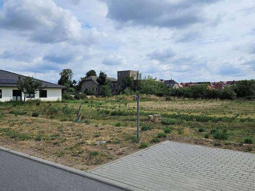 Grundstück zum Kauf 89.999 € 1.310 m² Grundstück Baugenehmigung vorhanden Am alten Gut 2 Mühlberg/Elbe 04931