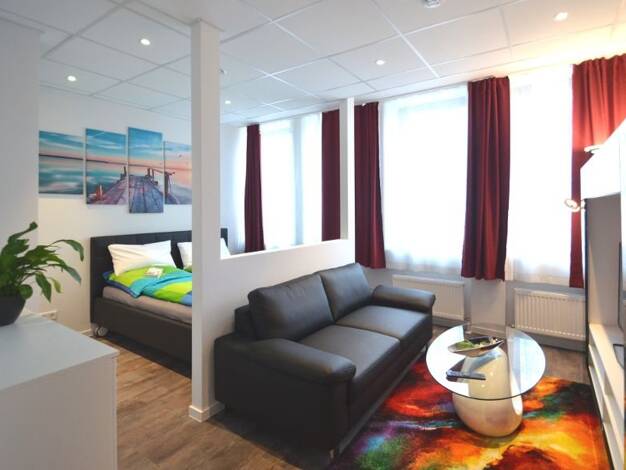 Studio zur Miete auf Zeit 1.545 € 1 Zimmer 33 m² frei ab sofort Niederrad Frankfurt am Main 60528