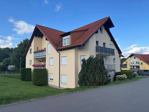 Wohnung zum Kauf 173.000 € 6 Zimmer 158 m² Schönfeld Thermalbad Wiesenbad 09488
