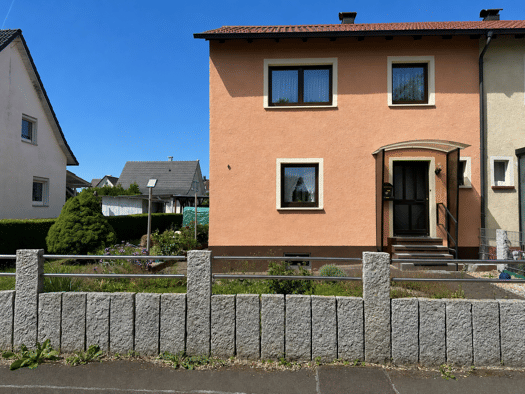Doppelhaushälfte zum Kauf 298.000 € 4 Zimmer 100 m² 398 m² Grundstück Trossingen 78647