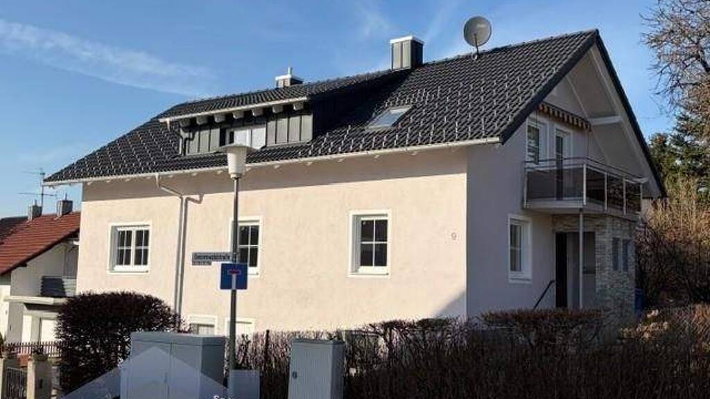 Einfamilienhaus zum Kauf 358.000 € 6 Zimmer 172 m² 523 m² Grundstück Tittling 94104
