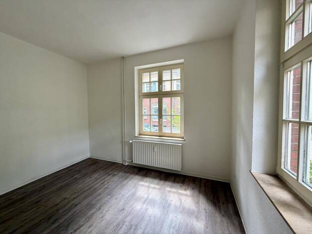 Wohnung zum Kauf provisionsfrei 111.000 € 3 Zimmer 66,6 m² 1. Geschoss Rosenbergstraße 7 Hüttenheim Duisburg 47259