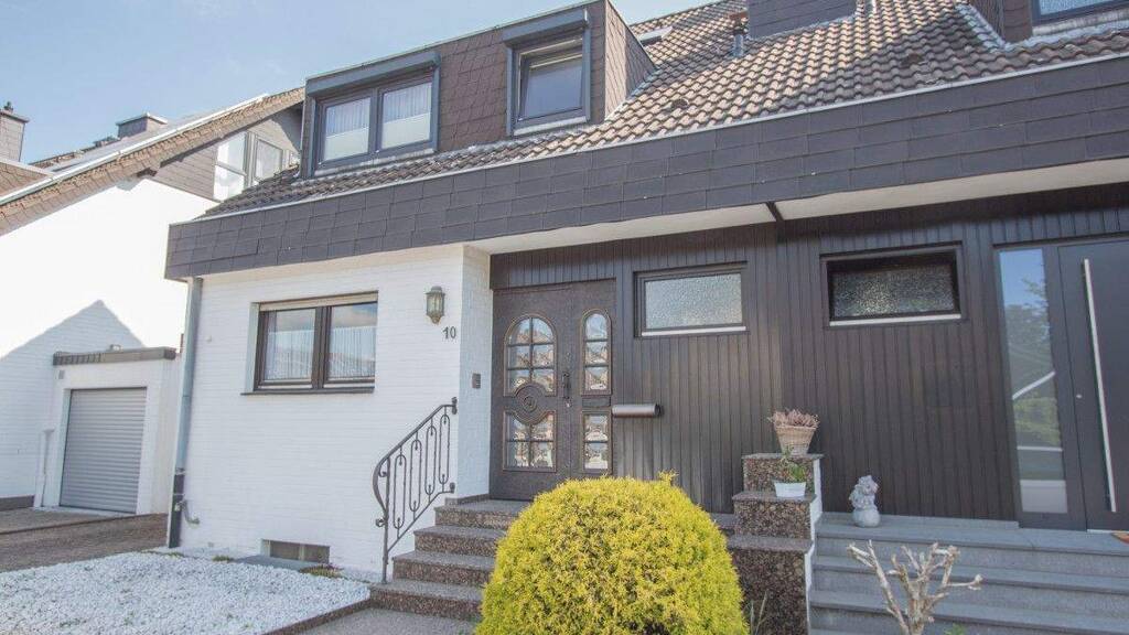 Doppelhaushälfte zum Kauf 479.000 € 5 Zimmer 178 m² 273 m² Grundstück Kleinenbroich Korschenbroich 41352