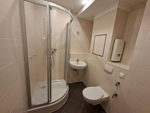 Wohnung zur Miete 352 € 3 Zimmer 57,5 m² 3. Geschoss Irkutsker Straße 10 Kappel Chemnitz 09119