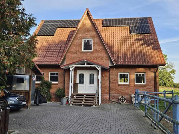 Einfamilienhaus zum Kauf provisionsfrei 749.000 € 6 Zimmer 193 m² 4.132 m² Grundstück Drage Drage 21423