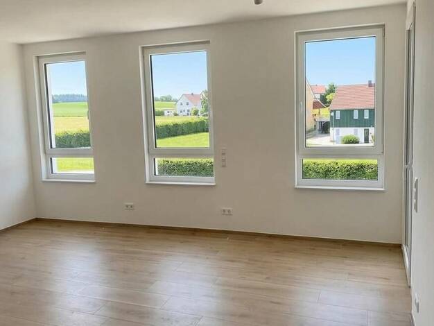 Wohnung zur Miete 800 € 2,5 Zimmer 65 m² 1. Geschoss frei ab 01.09.2026 Lützenhardt Waldachtal 72178