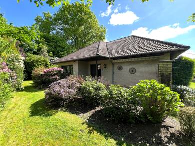 Bungalow zum Kauf 369.000 € 3 Zimmer 130,7 m² 900 m² Grundstück Ohrwege Bad Zwischenahn 26160
