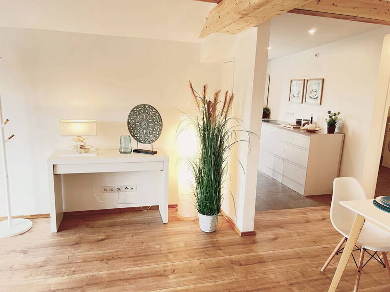 Wohnung zur Miete 1.300 € 4 Zimmer 71 m² Dachgeschoss, 2. Geschoss frei ab 01.08.2025 Freisinger Str. 29 Markt Indersdorf Markt Indersdorf 85229