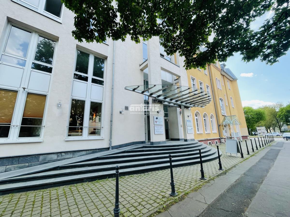 Bürofläche zur Miete 365 € 20,2 m²<br/>Bürofläche ab 20,2 m²<br/>Teilbarkeit Johannesvorstadt Erfurt 99086