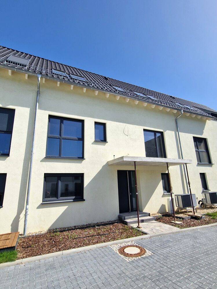 Reihenmittelhaus zur Miete – pohled 2