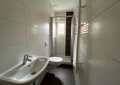 Wohnung zur Miete 301 € 2 Zimmer 43 m² 1. Geschoss Seehäuser Weg 103 Oschersleben Oschersleben 39387