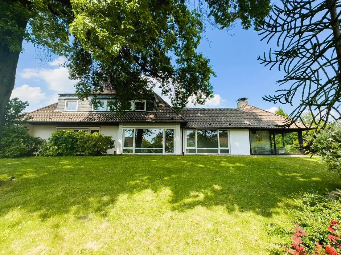 Villa zum Kauf 1.258.000 € 6 Zimmer 333 m²<br/>Wohnfläche 2.305 m²<br/>Grundstück ab sofort<br/>Verfügbarkeit Schimmelbuschweg 58 Wald Mitte - Eigen Solingen 42719