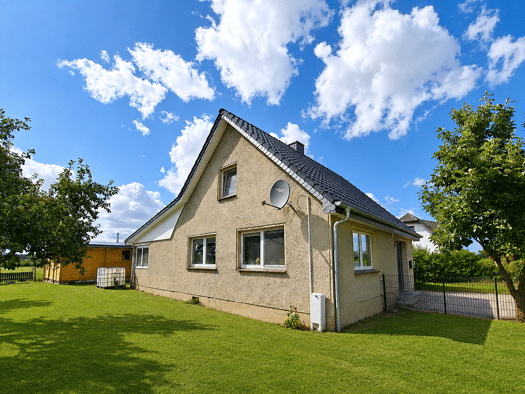 Einfamilienhaus zum Kauf 200.000 € 4 Zimmer 110 m² 1.491 m² Grundstück frei ab sofort Hauptstr. 4 Dettmannsdorf Dettmannsdorf 18334