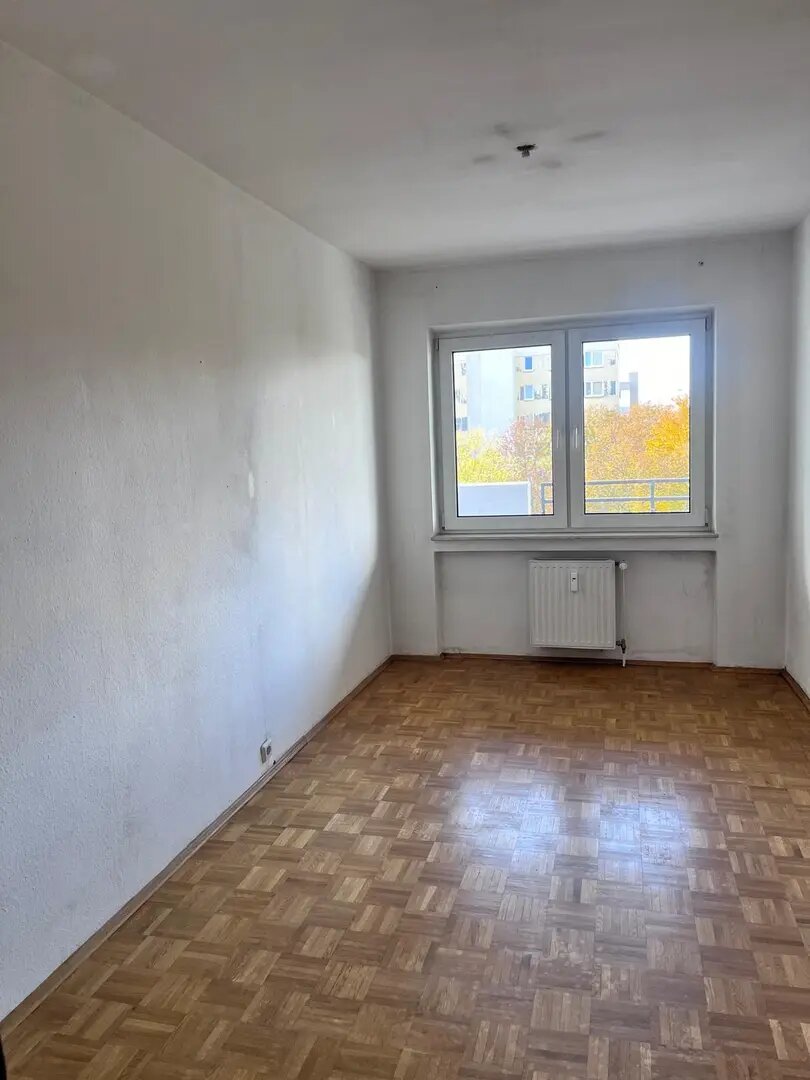 Wohnung zur Miete 700 € 4 Zimmer 115 m²<br/>Wohnfläche ab sofort<br/>Verfügbarkeit Graudenzstrasse Eil Köln 51145