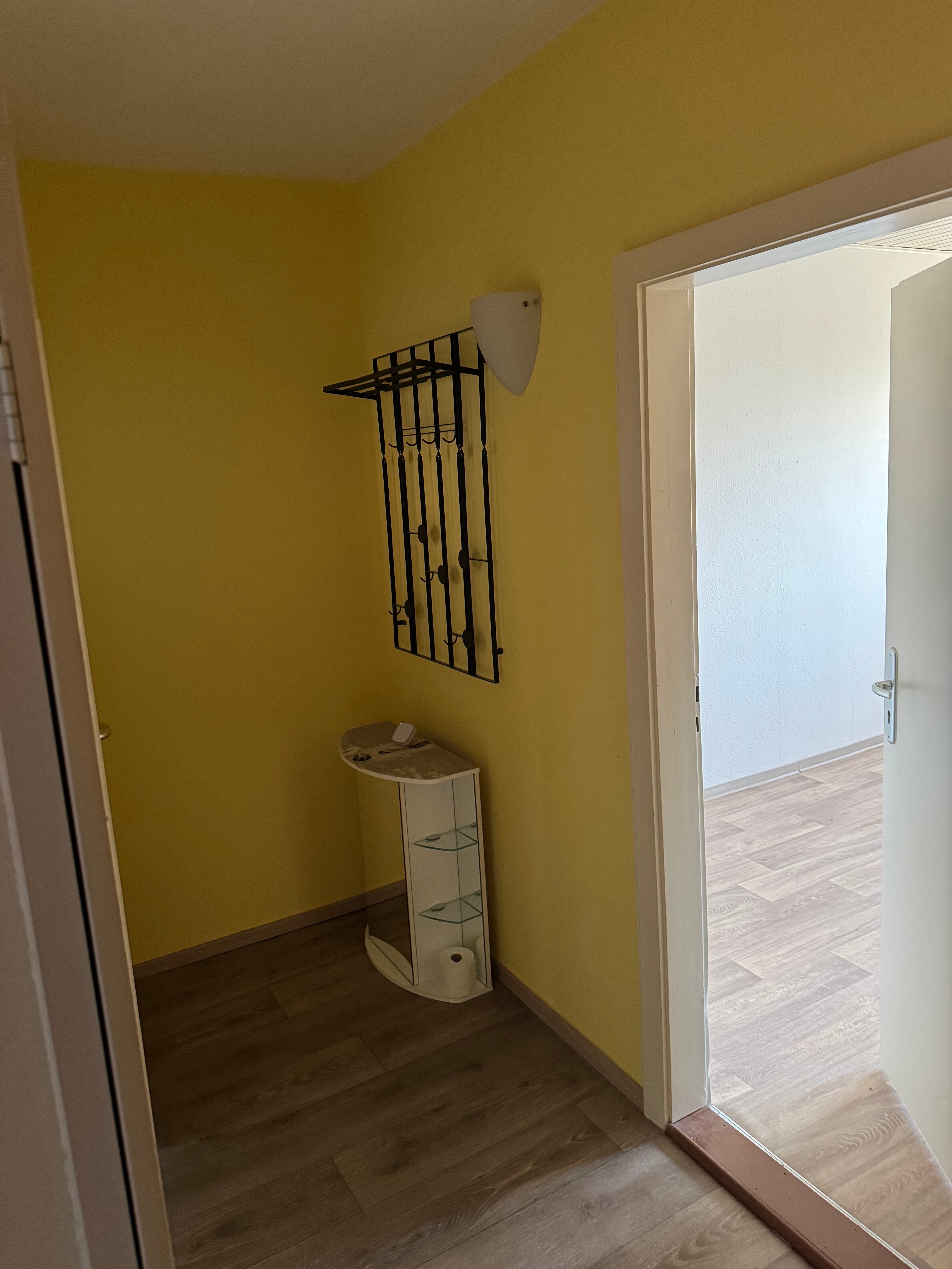 Wohnung zur Miete 360 € 2 Zimmer 47 m²<br/>Wohnfläche 2.<br/>Geschoss Neue Straße 13 Buttstädt 99628