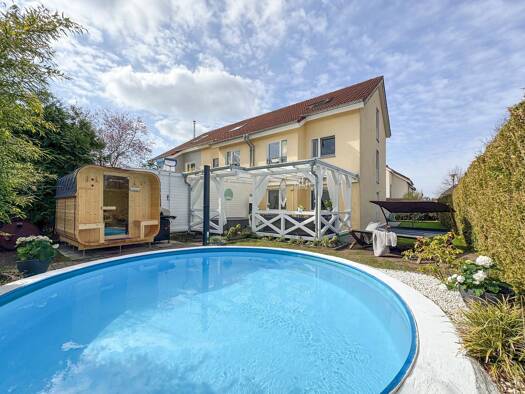 Reihenendhaus zum Kauf 480.000 € 4,5 Zimmer 129 m² 295 m² Grundstück frei ab 01.08.2026 Woltersdorf 15569